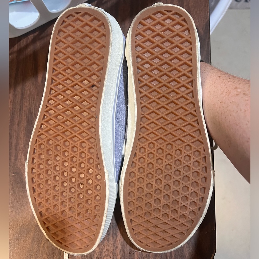 vans - Picture 5 of 6
